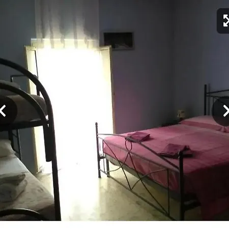 Bed & Breakfast Porta Di Suso 3*